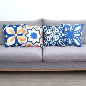 Set of 4 Pillow Covers, Geometric Floral Pattern, by HomeSmart. 17.5" x 17.5"